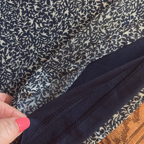 Halogen Women's Sleeveless Top / shell cowl neck mesh overlay stretchy navy wht - Picture 10 of 11